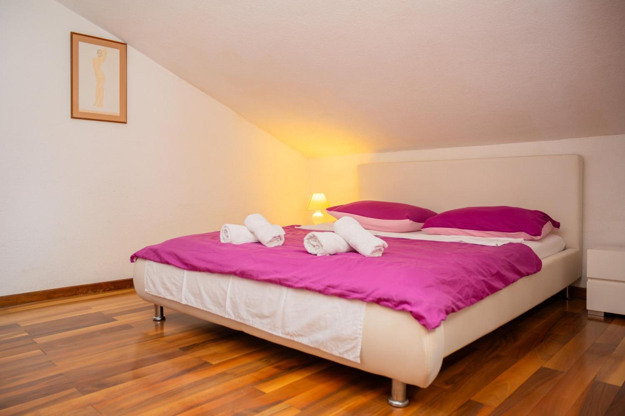 Cozy Guest House Kamenita Split Extérieur photo